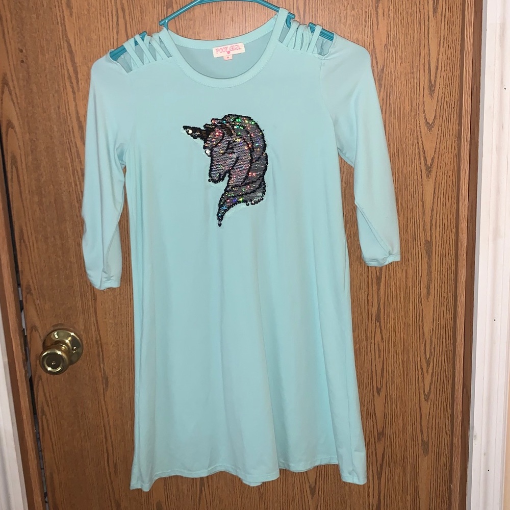 Girls dress